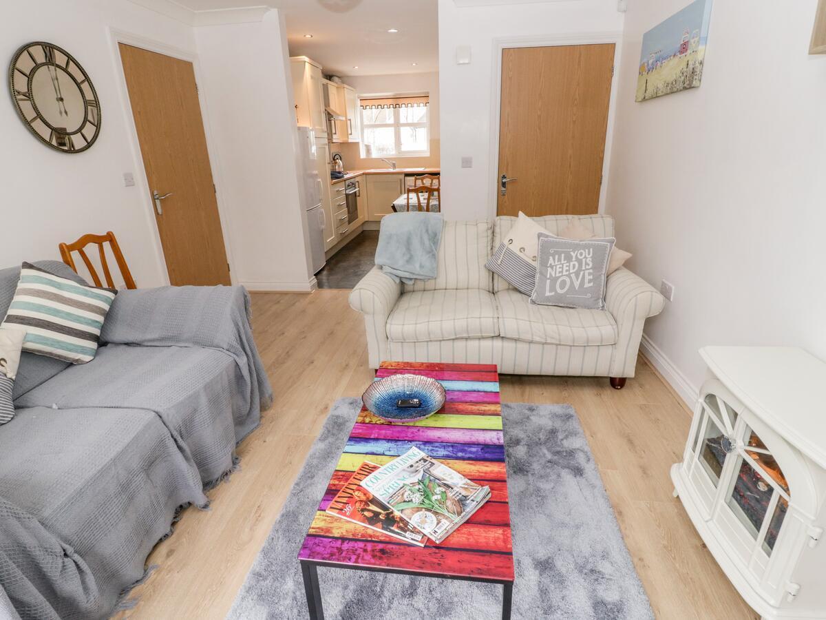 10 The Orchard Apartment Colwyn Bay Exterior photo