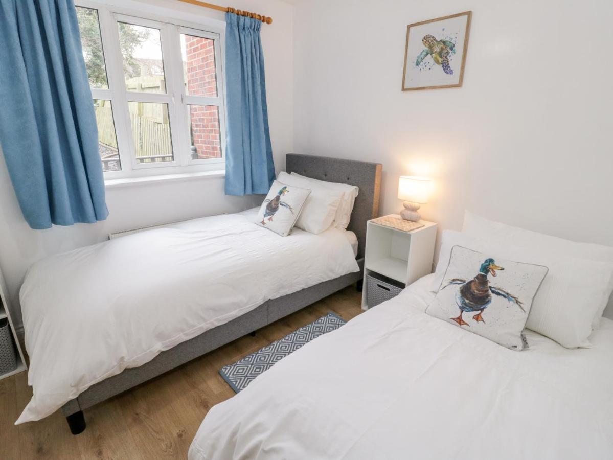 10 The Orchard Apartment Colwyn Bay Exterior photo
